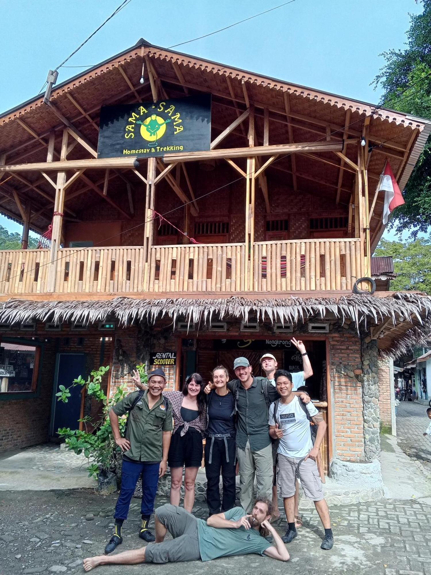 בוקיט לוואנג Sama Sama Homestay & Trekking Only Stay Here Book Trekking And Transport With Us מראה חיצוני תמונה
